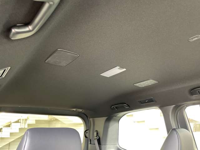 トヨタ ヴォクシー ２．０ Ｓ－Ｚ R6年 (近畿) 99