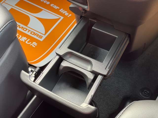 トヨタ ヴォクシー ２．０ Ｓ－Ｚ R6年 (近畿) 99