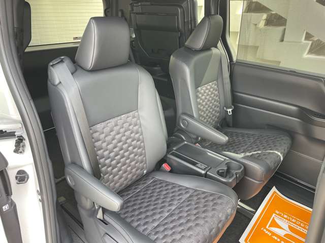 トヨタ ヴォクシー ２．０ Ｓ－Ｚ R6年 (近畿) 99