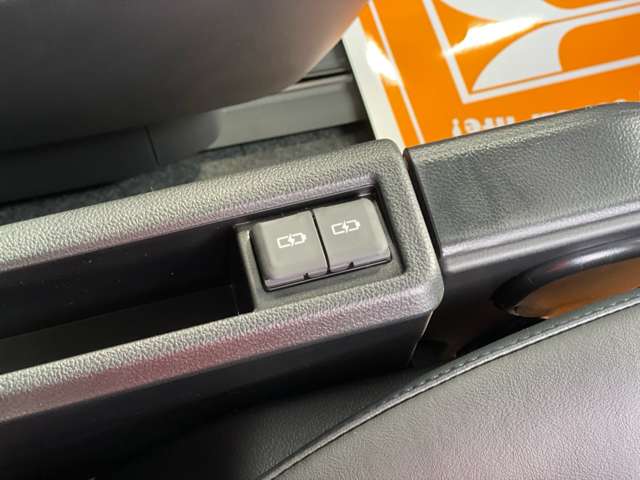 トヨタ ヴォクシー ２．０ Ｓ－Ｚ R6年 (近畿) 99