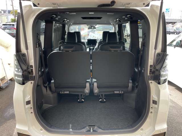 トヨタ ヴォクシー ２．０ Ｓ－Ｚ R6年 (近畿) 99