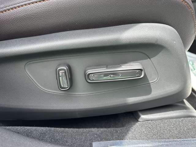 ホンダ ＺＲ－Ｖ ２．０ Ｅ：ＨＥＶ Ｚ R6年 (東海) 99