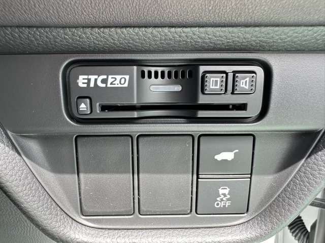 ホンダ ＺＲ－Ｖ ２．０ Ｅ：ＨＥＶ Ｚ R6年 (東海) 99