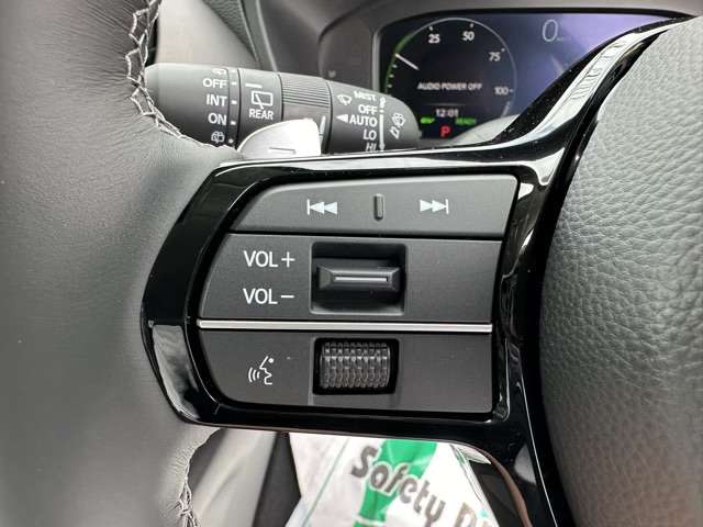 ホンダ ＺＲ－Ｖ ２．０ Ｅ：ＨＥＶ Ｚ R6年 (東海) 99