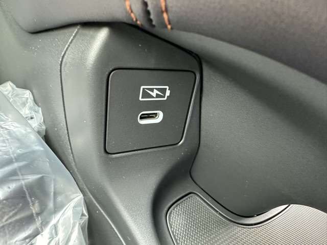 ホンダ ＺＲ－Ｖ ２．０ Ｅ：ＨＥＶ Ｚ R6年 (東海) 99