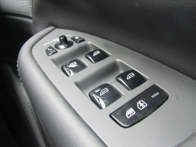 ボルボ ＸＣ９０ Ｂ６ ＡＷＤ インスクリプション ４ＷＤ R4年 (関東) 99