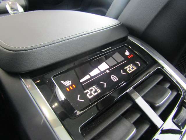 ボルボ ＸＣ９０ Ｂ６ ＡＷＤ インスクリプション ４ＷＤ R4年 (関東) 99