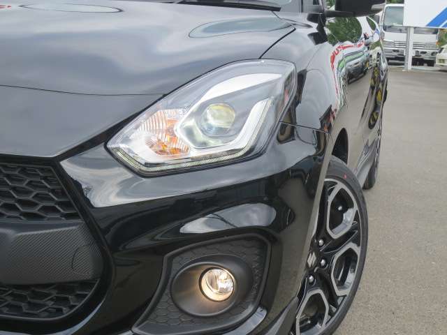 スズキ スイフト スポーツ １．４ R6年 (関東) 99