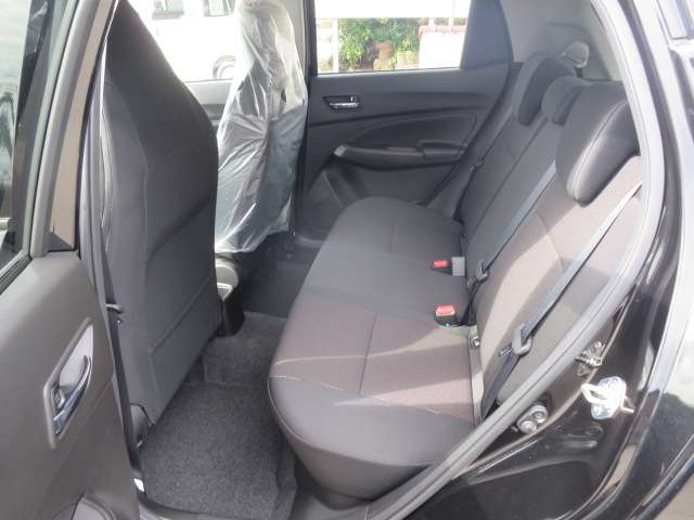 スズキ スイフト スポーツ １．４ R6年 (関東) 99