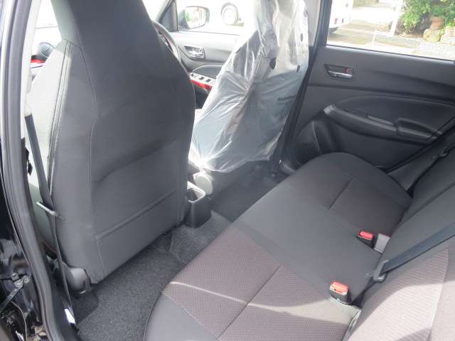 スズキ スイフト スポーツ １．４ R6年 (関東) 99