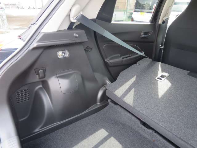 スズキ スイフト スポーツ １．４ R6年 (関東) 99