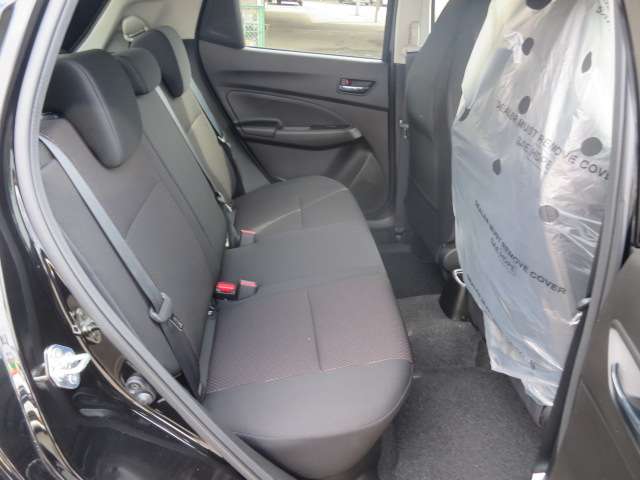 スズキ スイフト スポーツ １．４ R6年 (関東) 99