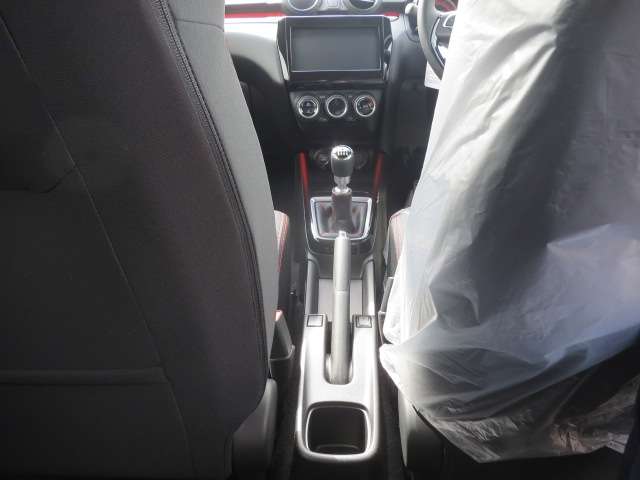 スズキ スイフト スポーツ １．４ R6年 (関東) 99