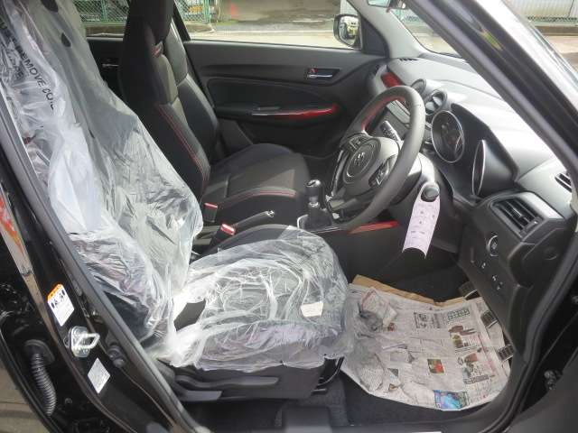 スズキ スイフト スポーツ １．４ R6年 (関東) 99