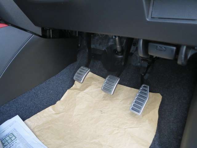 スズキ スイフト スポーツ １．４ R6年 (関東) 99