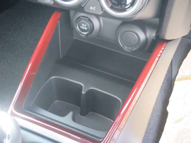 スズキ スイフト スポーツ １．４ R6年 (関東) 99