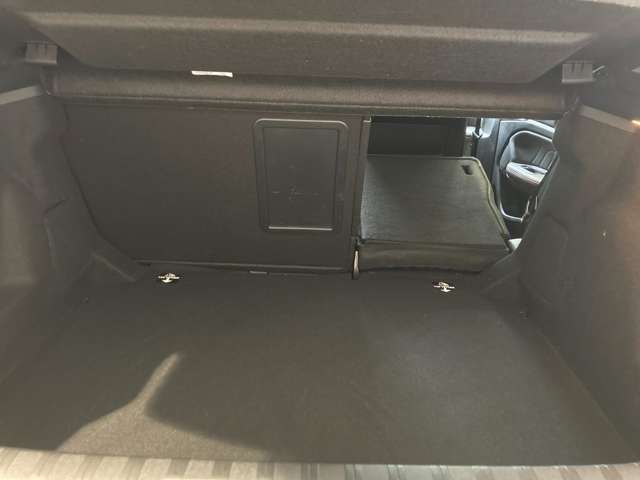 プジョー ３０８ ＧＴライン ブルーＨＤＩ ブラック パック ディーゼルターボ R1年 (中国) 99