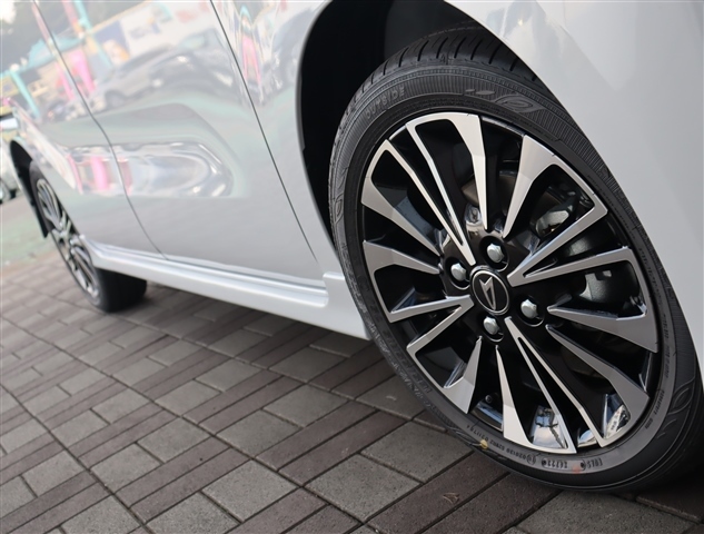 ダイハツ タント ６６０ カスタム ＲＳ R6年 (関東) 99