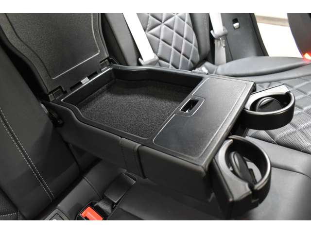 メルセデスベンツ ＧＬＣクラス ２５０ ４マチック エディション１ ４ＷＤ H28年 (関東) 99