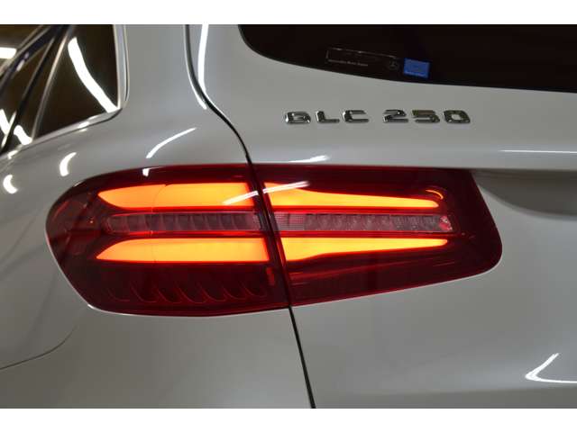 メルセデスベンツ ＧＬＣクラス ２５０ ４マチック エディション１ ４ＷＤ H28年 (関東) 99