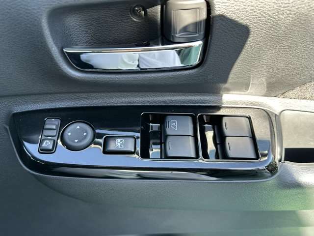 三菱 ｅＫクロス　スペース ６６０ Ｇ プラス エディション R4年 (東海) 99