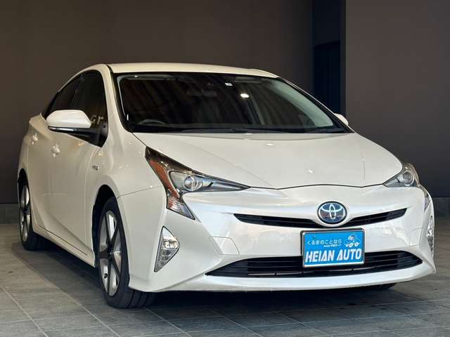 トヨタ プリウス １．８ Ｓ ツーリングセレクション H29年 (近畿) 99