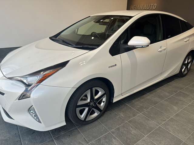 トヨタ プリウス １．８ Ｓ ツーリングセレクション H29年 (近畿) 99