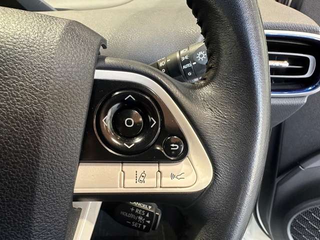 トヨタ プリウス １．８ Ｓ ツーリングセレクション H29年 (近畿) 99