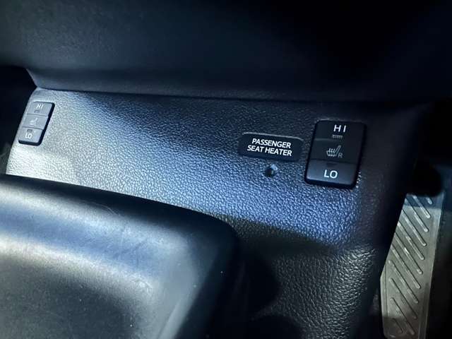 トヨタ プリウス １．８ Ｓ ツーリングセレクション H29年 (近畿) 99