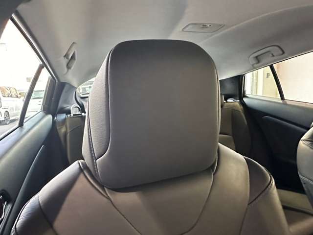 トヨタ プリウス １．８ Ｓ ツーリングセレクション H29年 (近畿) 99