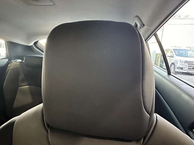 トヨタ プリウス １．８ Ｓ ツーリングセレクション H29年 (近畿) 99