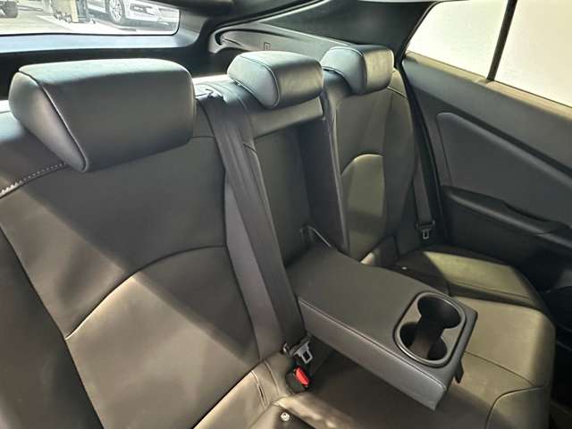 トヨタ プリウス １．８ Ｓ ツーリングセレクション H29年 (近畿) 99