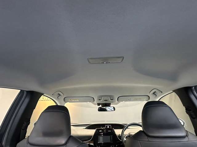 トヨタ プリウス １．８ Ｓ ツーリングセレクション H29年 (近畿) 99