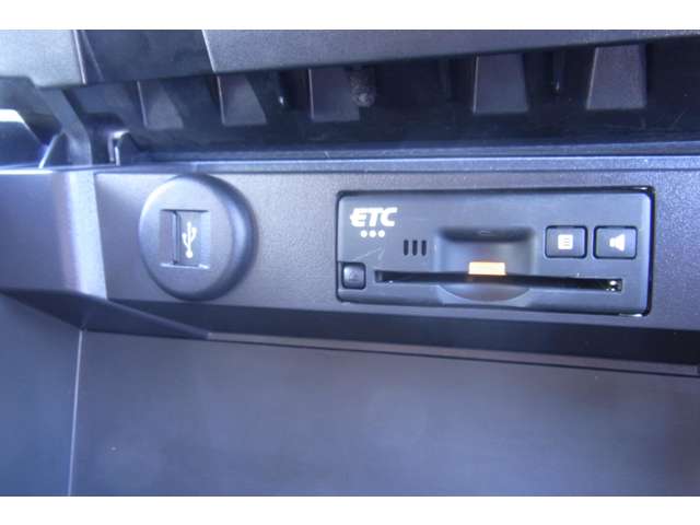 スズキ ソリオ １．２ バンディット ハイブリッド ＭＶ R2年 (近畿) 99