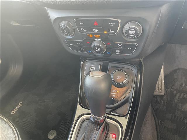 ジープ コンパス リミテッド ４ＷＤ R1年 (東海) 99