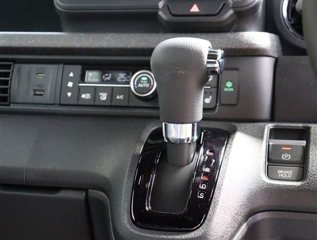 ホンダ Ｎ　ＢＯＸ カスタム ６６０ ターボ R6年 (関東) 99