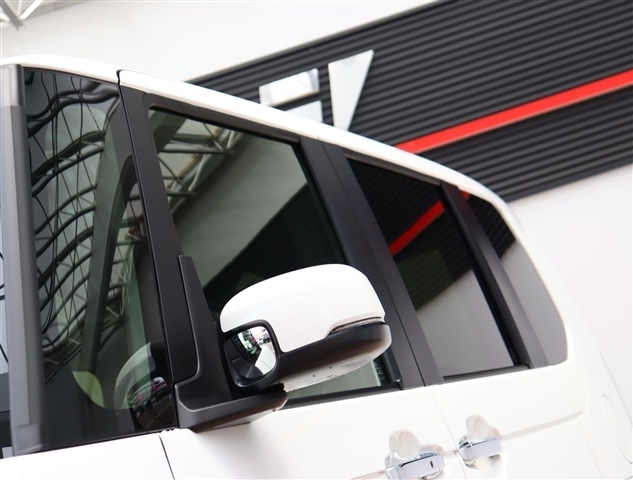 ホンダ Ｎ　ＢＯＸ カスタム ６６０ ターボ R6年 (関東) 99