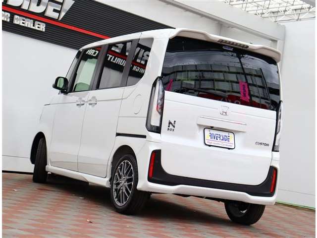 ホンダ Ｎ　ＢＯＸ カスタム ６６０ ターボ R6年 (関東) 99