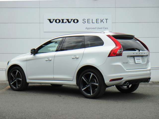 ボルボ ＸＣ６０ Ｄ４　Ｒデザイン H27年 (東北) 99