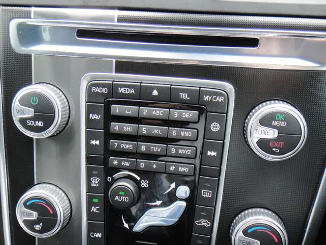 ボルボ ＸＣ６０ Ｄ４　Ｒデザイン H27年 (東北) 99