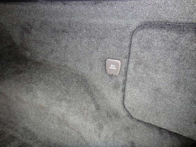 ボルボ ＸＣ６０ Ｄ４　Ｒデザイン H27年 (東北) 99