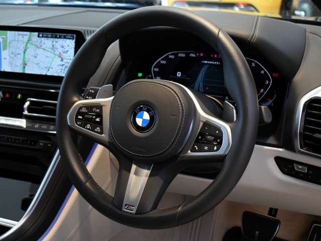 ＢＭＷ ８シリーズ Ｍ８５０Ｉ Ｘドライブ ４ＷＤ R1年 (関東) 99