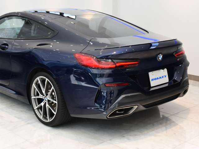 ＢＭＷ ８シリーズ Ｍ８５０Ｉ Ｘドライブ ４ＷＤ R1年 (関東) 99