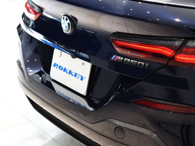 ＢＭＷ ８シリーズ Ｍ８５０Ｉ Ｘドライブ ４ＷＤ R1年 (関東) 99