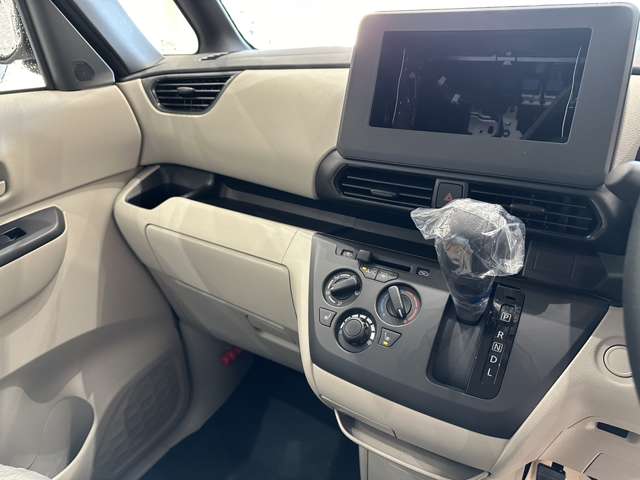 三菱 ｅＫスペース ６６０ Ｍ R5年 (中国) 99