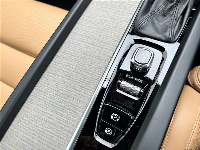 ボルボ ＸＣ６０ Ｄ４ ＡＷＤ インスクリプション ディーゼルターボ ４ＷＤ H30年 (東北) 99