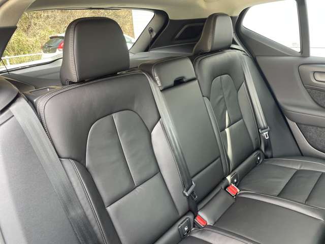 ボルボ ＸＣ４０ アルティメット Ｂ４ ＡＷＤ ４ＷＤ R6年 (東北) 99