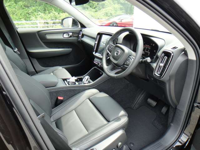 ボルボ ＸＣ４０ アルティメット Ｂ４ ＡＷＤ ４ＷＤ R6年 (東北) 99