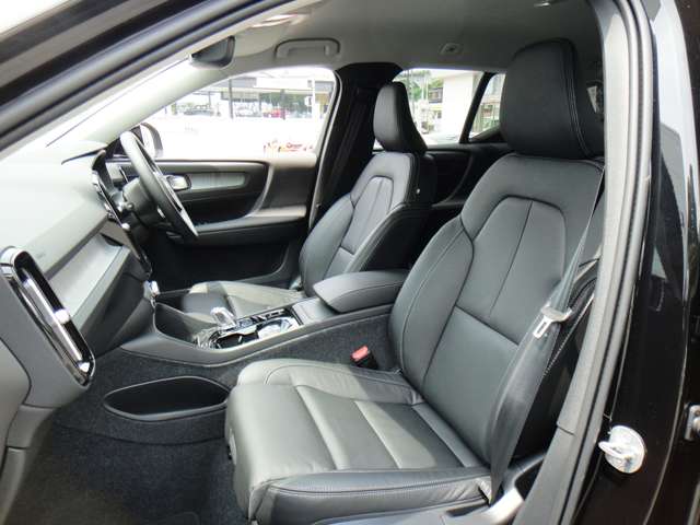 ボルボ ＸＣ４０ アルティメット Ｂ４ ＡＷＤ ４ＷＤ R6年 (東北) 99