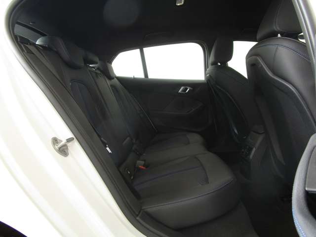 ＢＭＷ １シリーズ １１８Ｉ Ｍスポーツ ＤＣＴ R5年 (近畿) 99